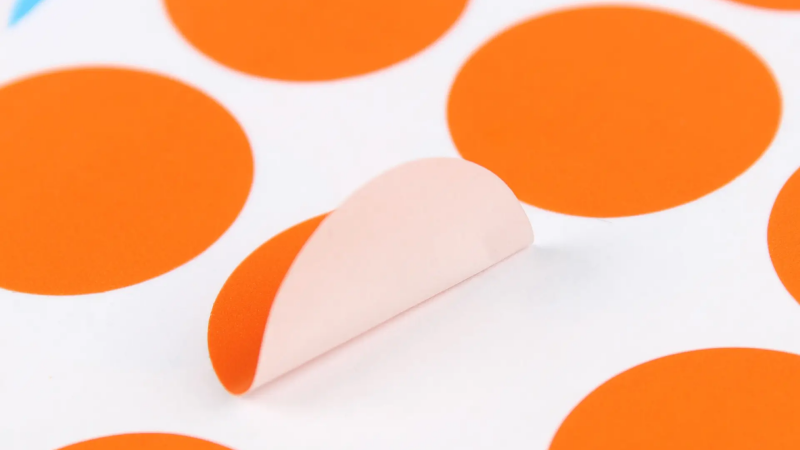 不干膠標(biāo)簽定制需要注意哪些方面